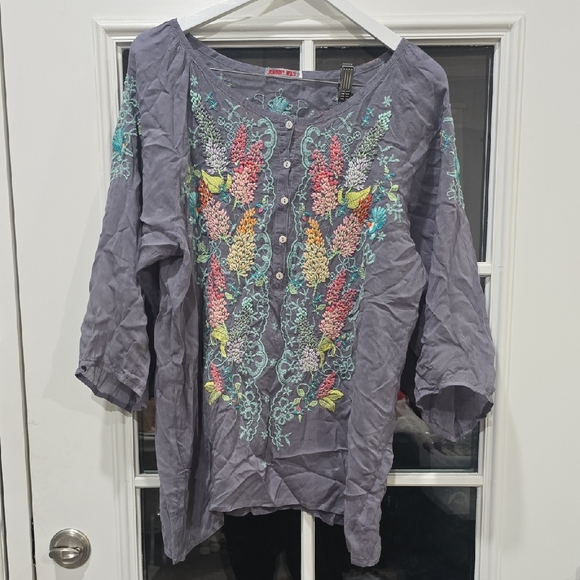 Johnny Was Tops - Johnny Was -  embroidered flowers and hummingbirds